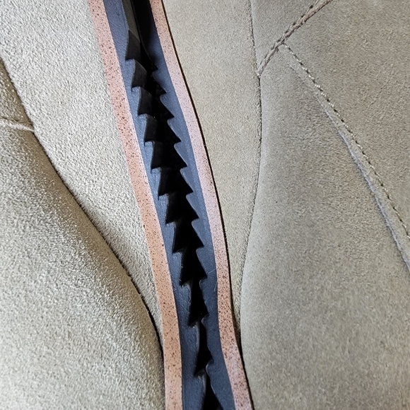 Susina | 7 'Reid' Suede Lace-Up Wedge Booties ankle boots - Picture 10 of 15